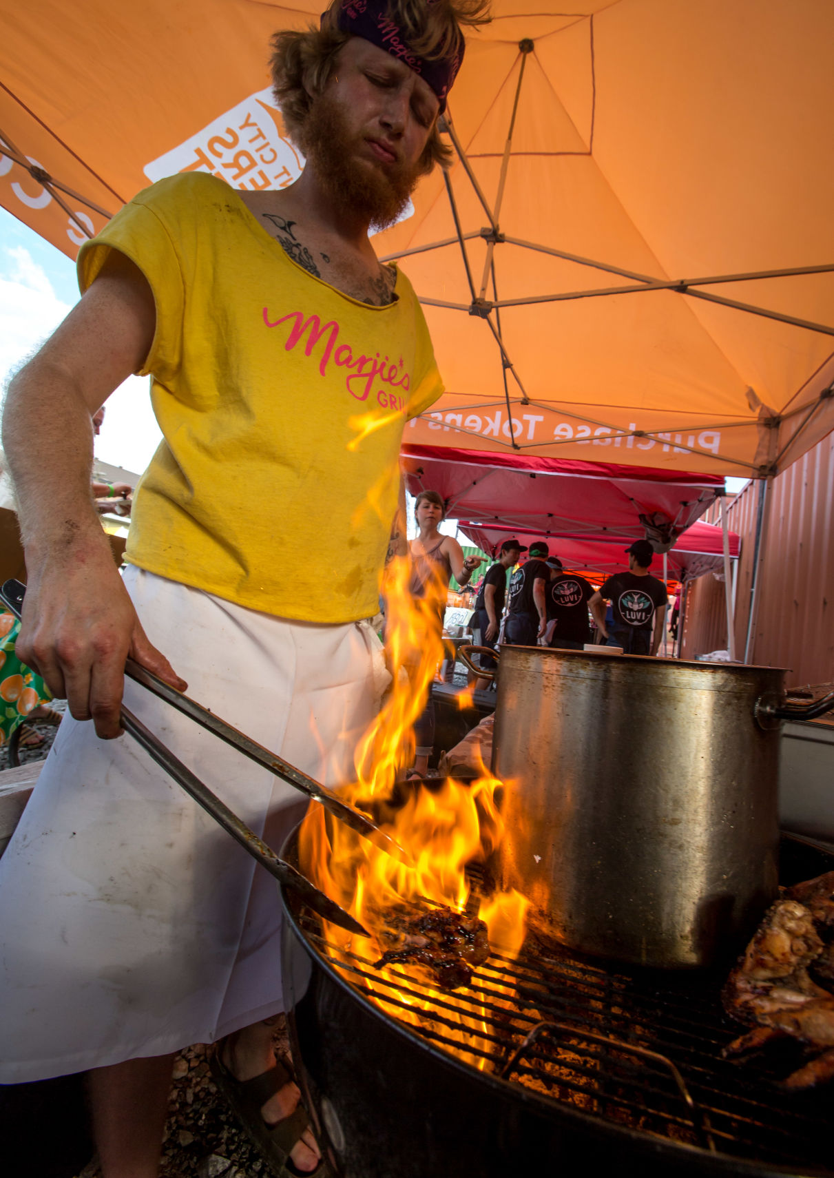 NO.crescentbbq.wild006.100818.jpg